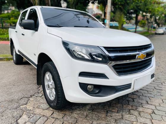 CHEVROLET S10 2.5 ADVANTAGE 4X2 CD 16V FLEX 4P MANUAL CHEVROLET S10 2.5 ADVANTAGE 4X2 CD 16V FLEX 4P MANUAL